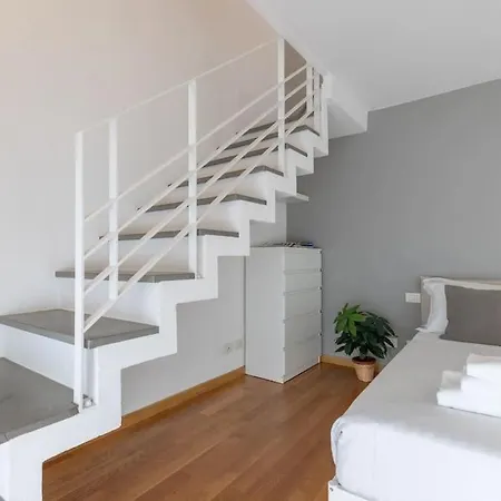 Ammirato Duplex In *