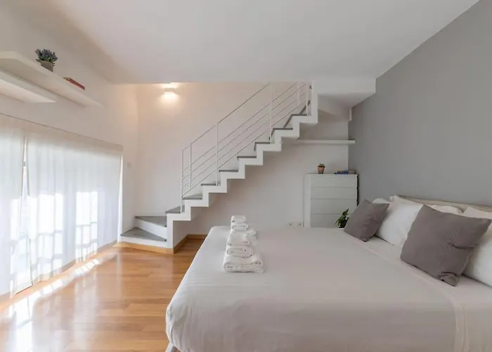 Ammirato Duplex In Florence